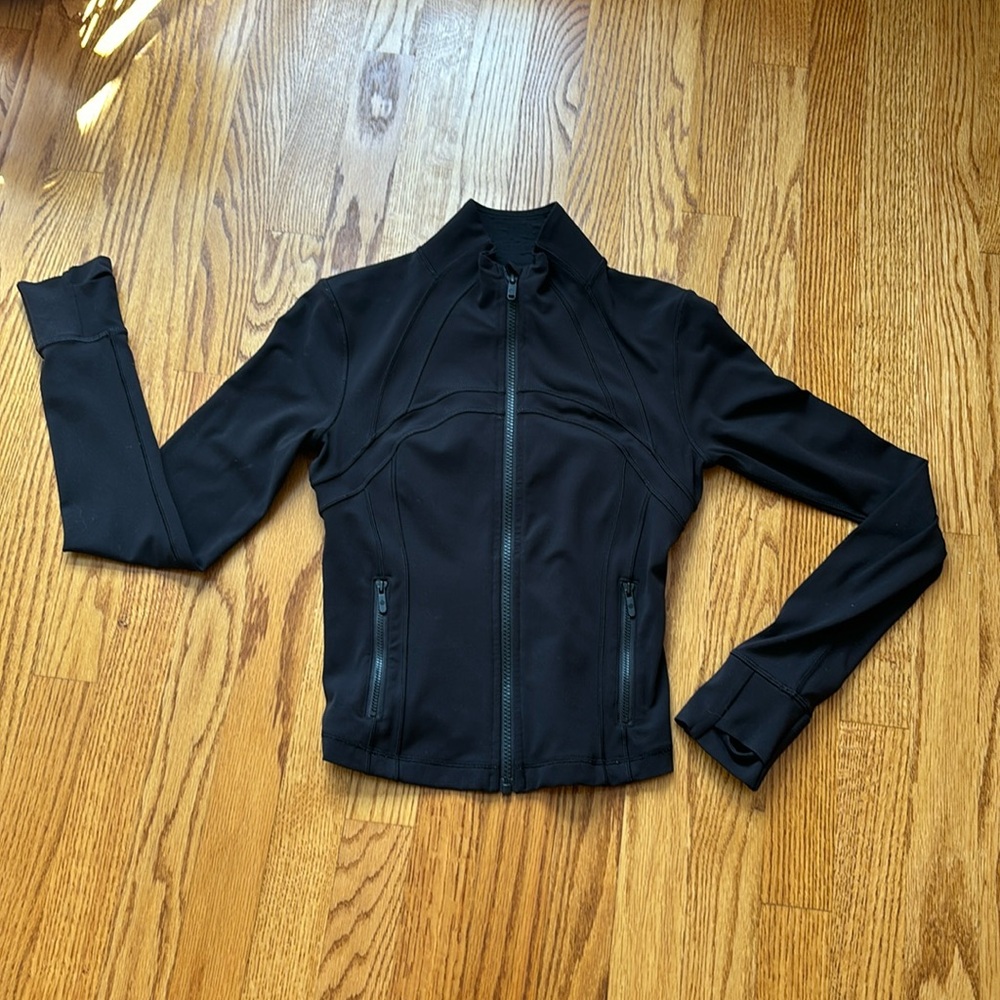 Lululemon Cropped Define jacket